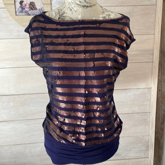 𝅺*twenty one Blue Sequins Top M - Picture 1 of 5